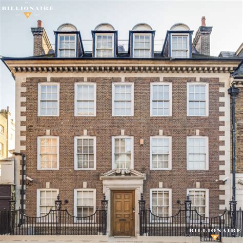 Property for sale in Mayfair, London 